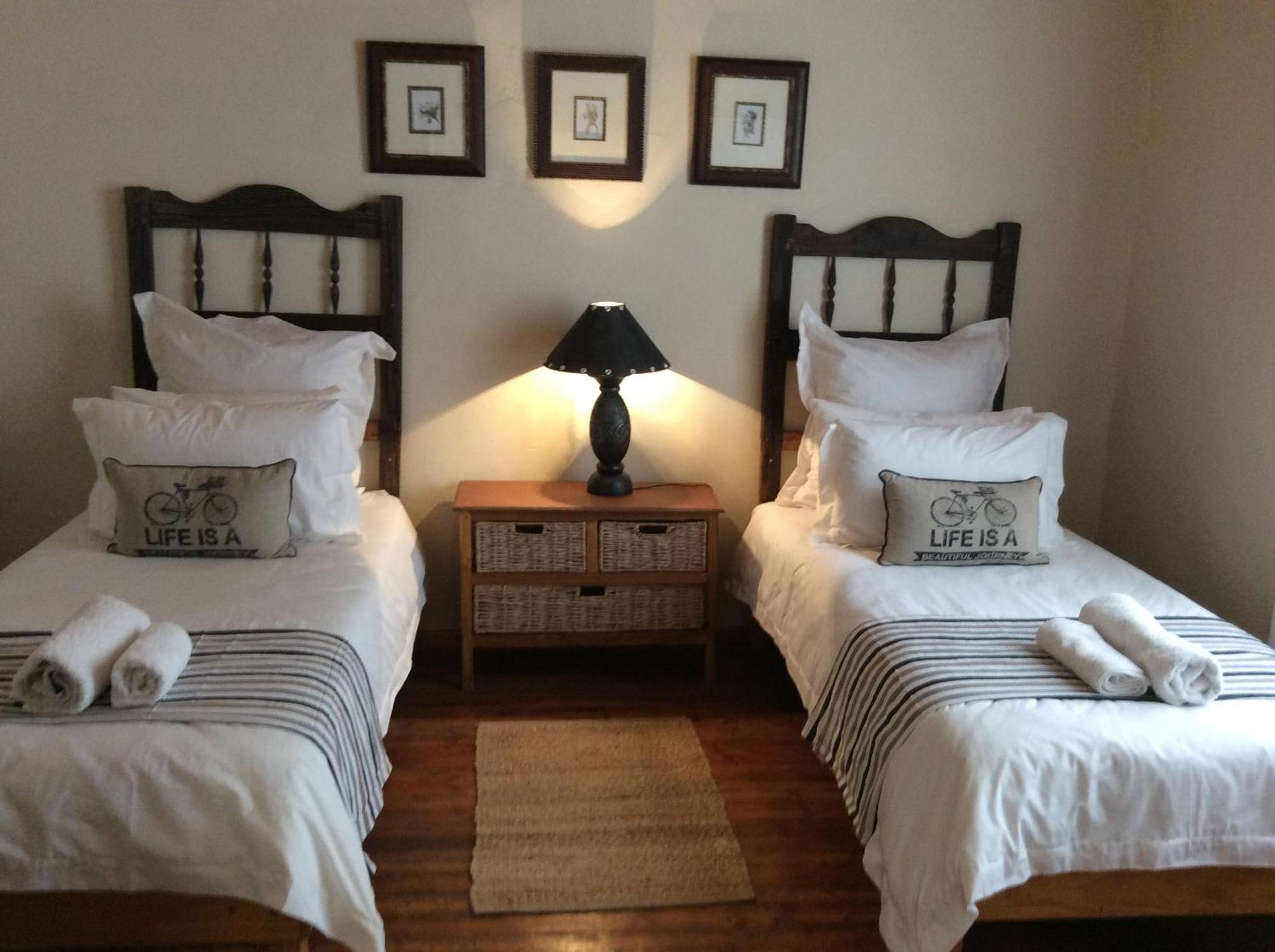 Pepper Tree Accommodation Beaufort West Zimmer foto